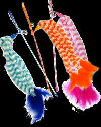 GIMCAT žaislas katėms pagaliukas su triguba pliušine uodega ir varpeliu, 46cm