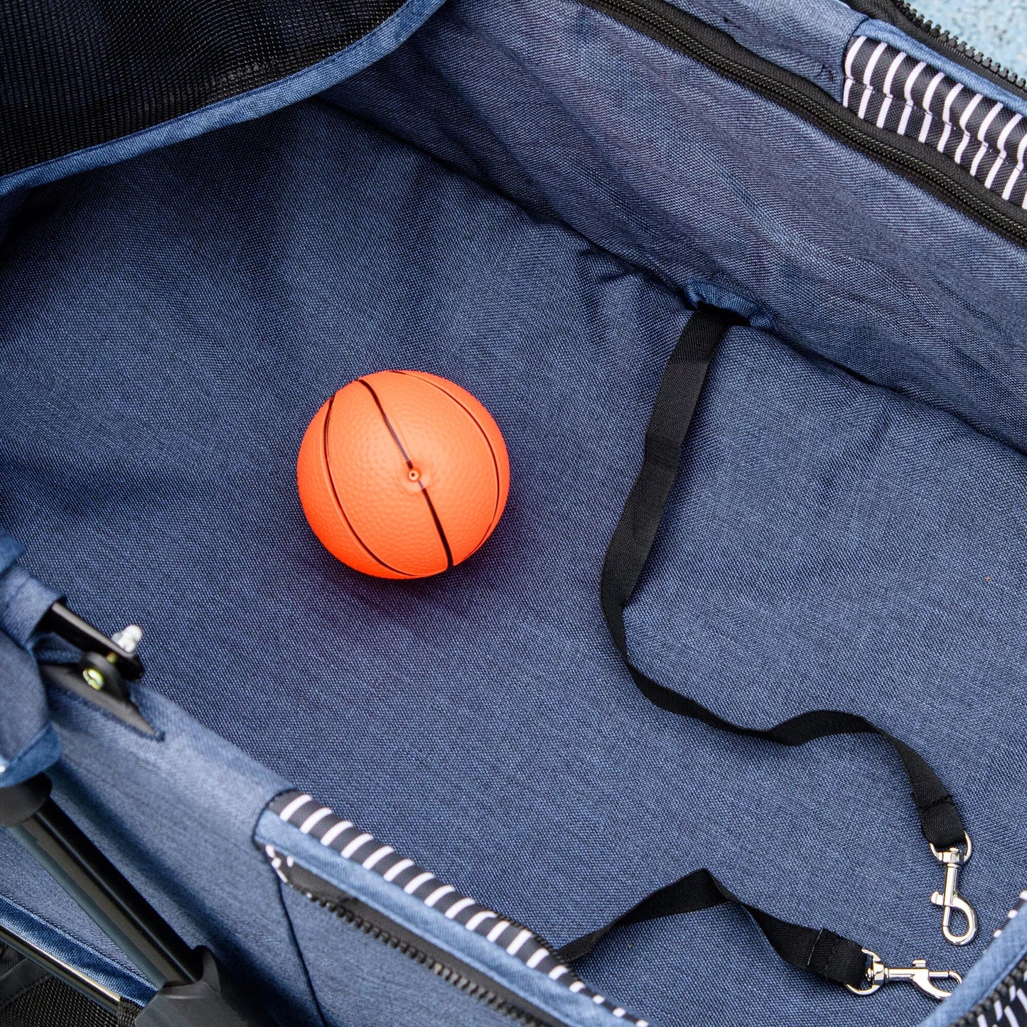 2-vienā suņu ratiņi, noņemams transportēšanas grozs, salokāms metāla rāmis, 77,5 x 51 x 99,5 cm, tumši zils+melns