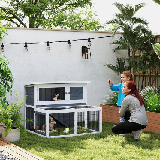 Trušu būda 2 stāvu ar salokāmu jumtu, trušu būda izgatavota no masīvkoka, ziemai izturīga, divstāvu māja 122x95x93,5 cm pelēka