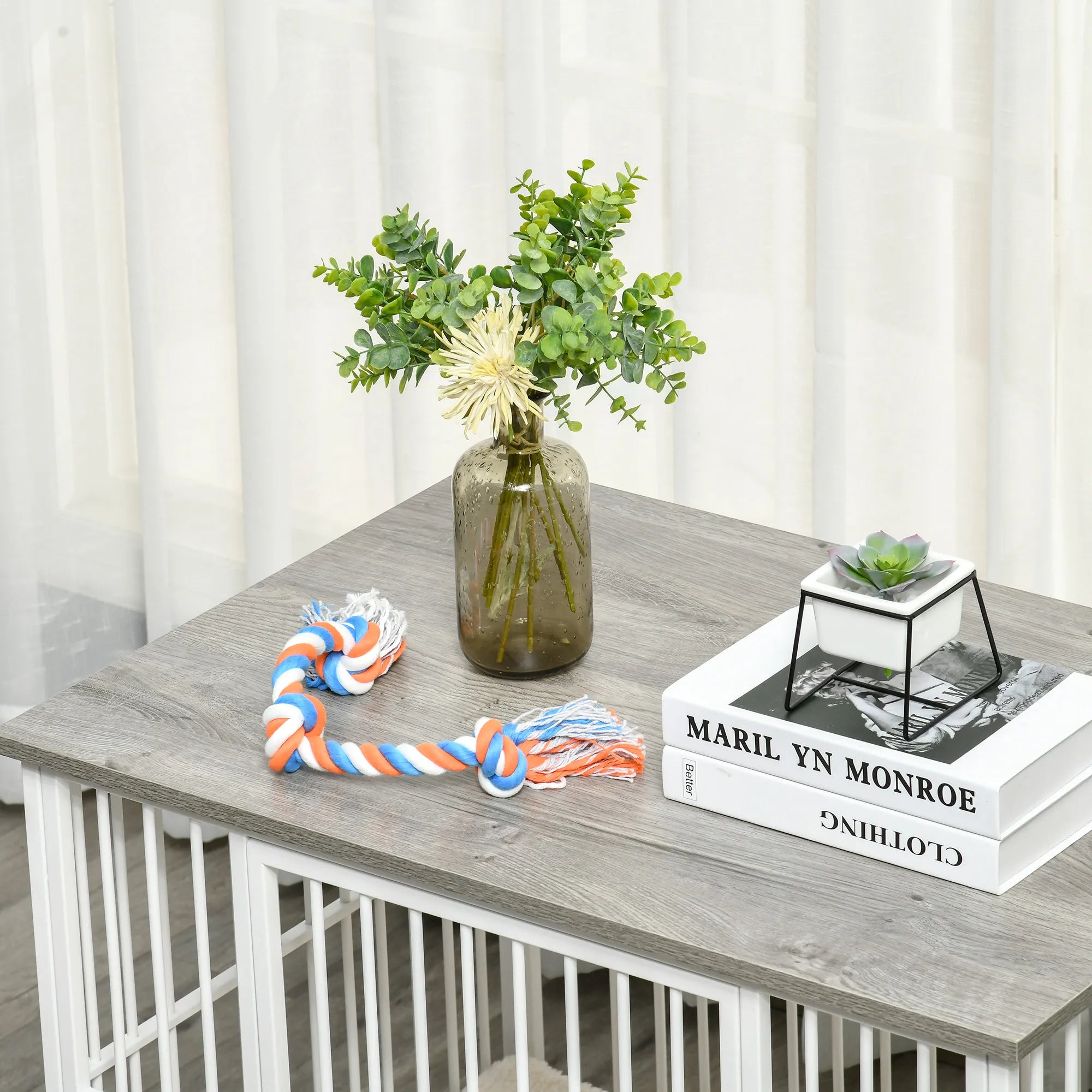 Koka suņu būris, suņu transportēšanas kaste ar spilvenu, 86 cm x 60 cm x 70 cm, skaidu plāksne, tērauds, balta + pelēka