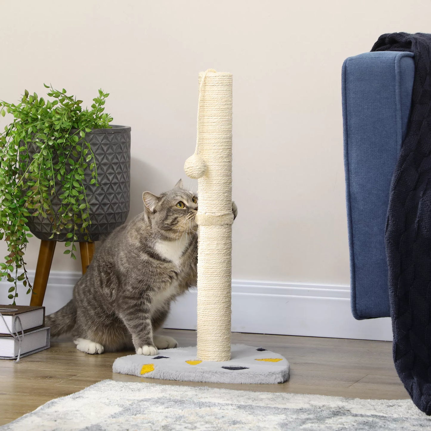 Cat scratching post with play ball, compact size, sturdy jute rope, light gray+beige, 35 x 35 x 62 cm