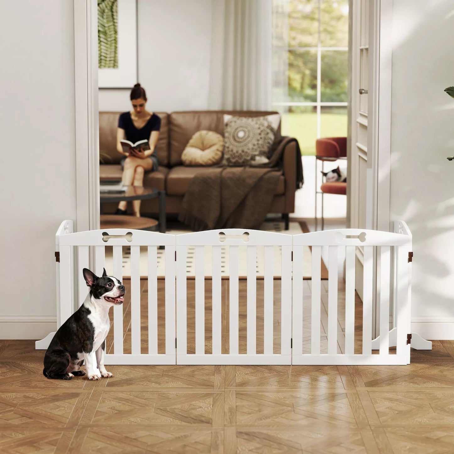 Laisvai stovinti šunų grotelė su atraminėmis kojomis, skirta durų rėmams, koridoriui, laiptams, 258 x 30 x 61 cm, balta