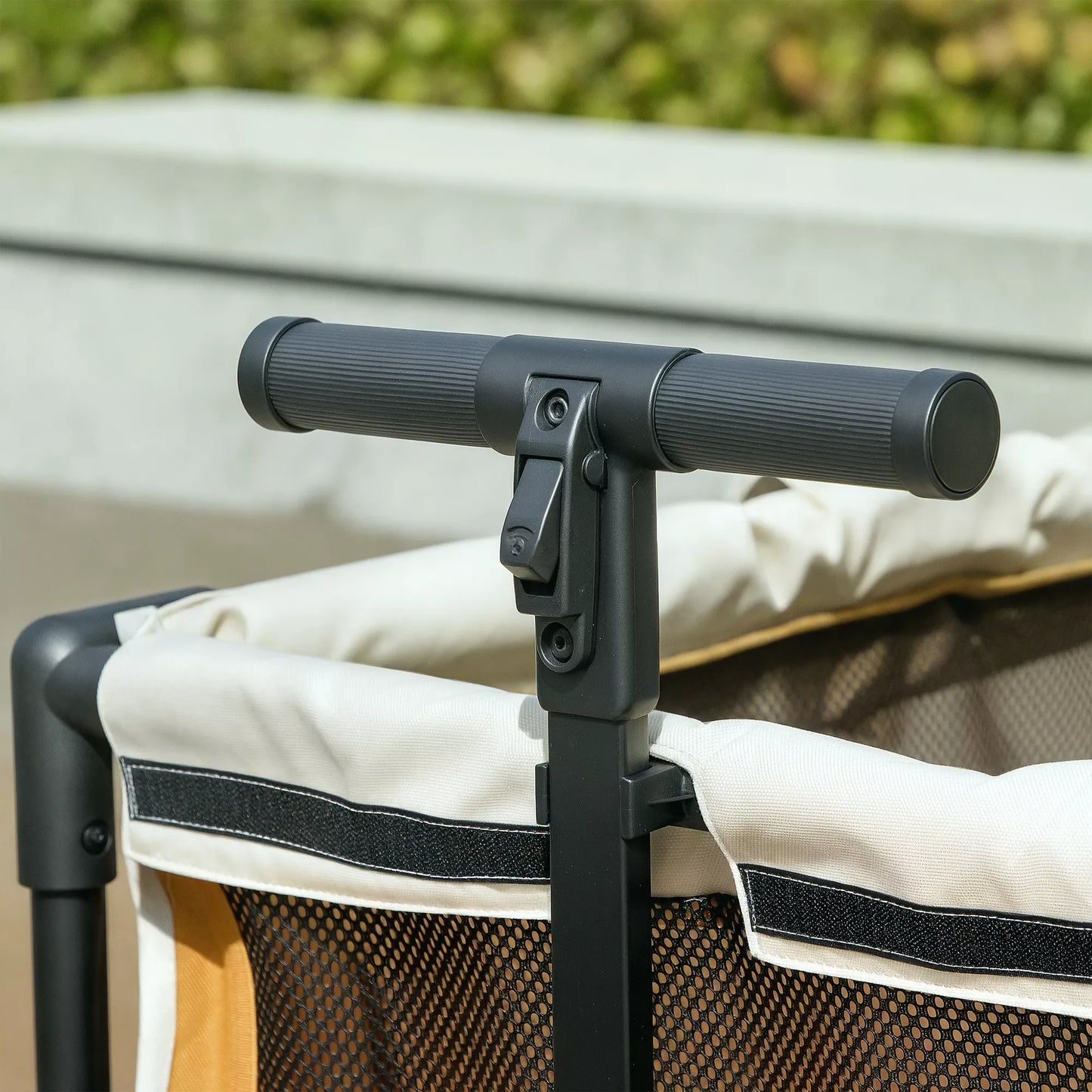 Salokāmi suņu ratiņi suņiem un kaķiem līdz 30 kg, 110 x 65 x 102 cm, brūni